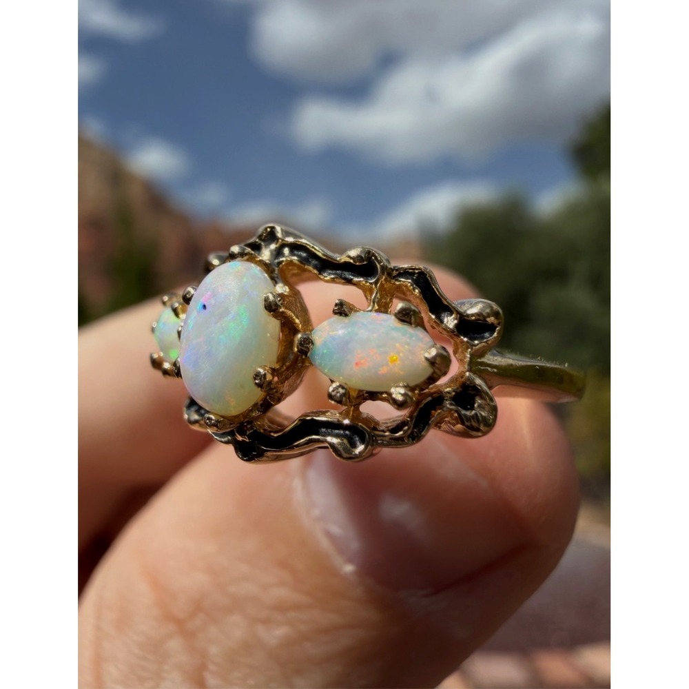 Vintage 14k Solid Yellow Gold Three Stone Natural White Opal Ring Size 5.75 4.3g - Picture 5 of 11